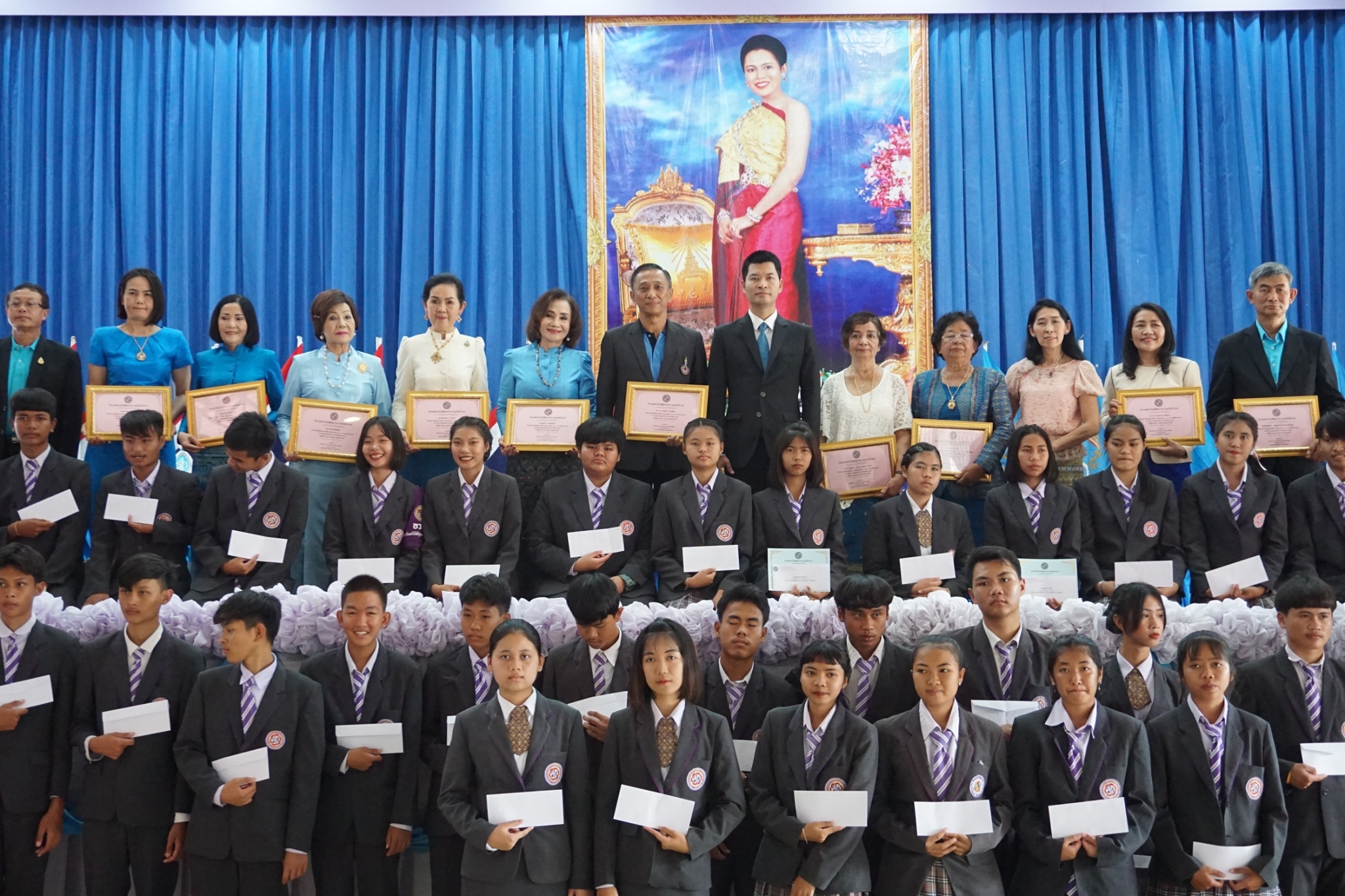 คลิกเพื่อดูภาพใหญ่
